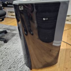 LG Dehumidifier UD701KOG3