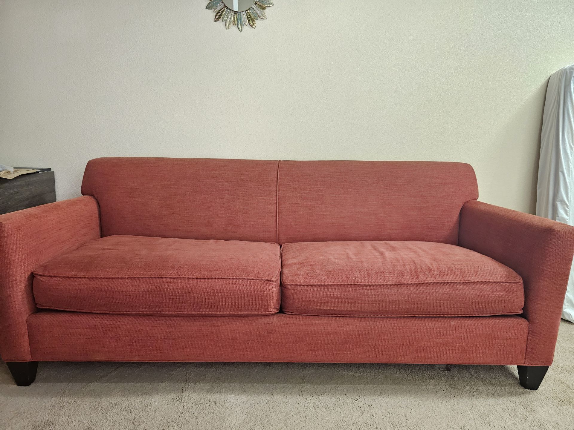 *** Move out sale *** 15$ TV/ wooden table, FREE couch / sofa, 10$ office chair