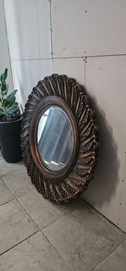 Beautiful mirror 45"