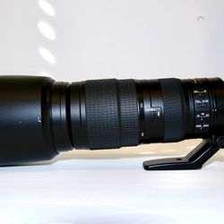 Nikon Nikkor AF-S 200-500mm F5.6 lens