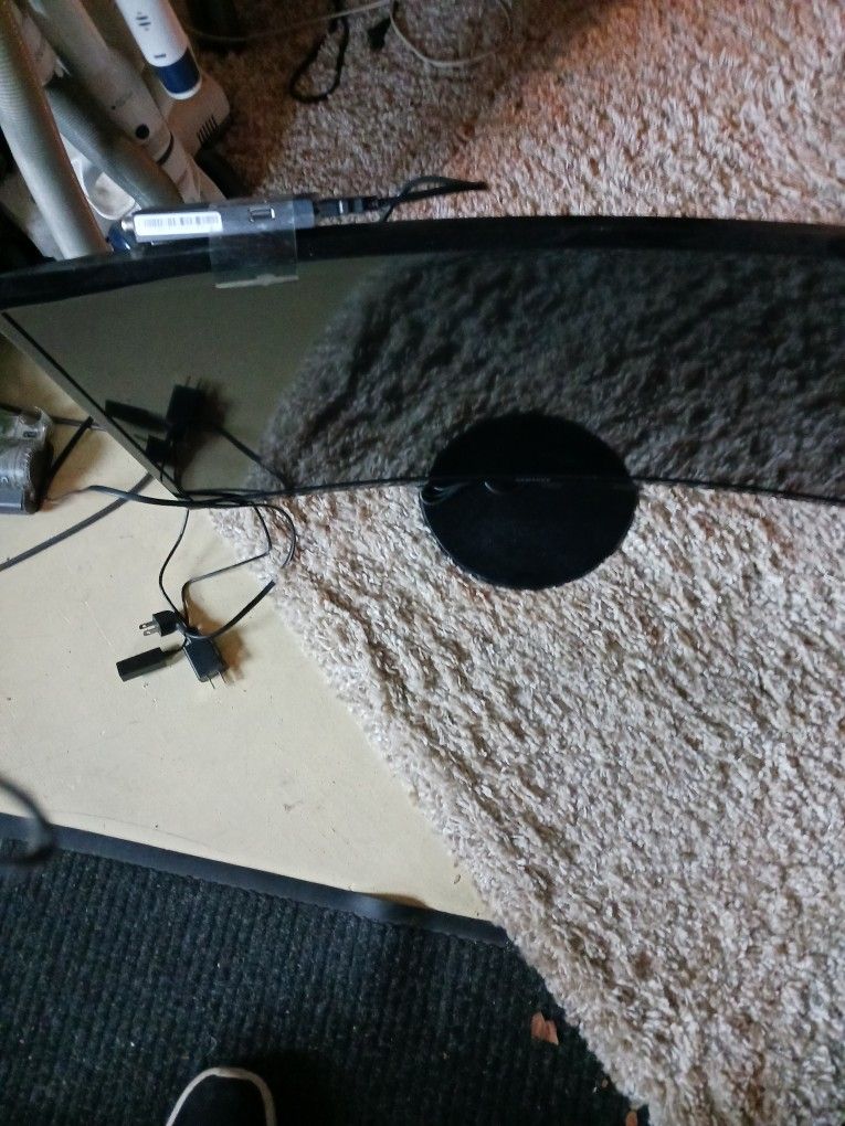 Samsung Gamers Curved T V