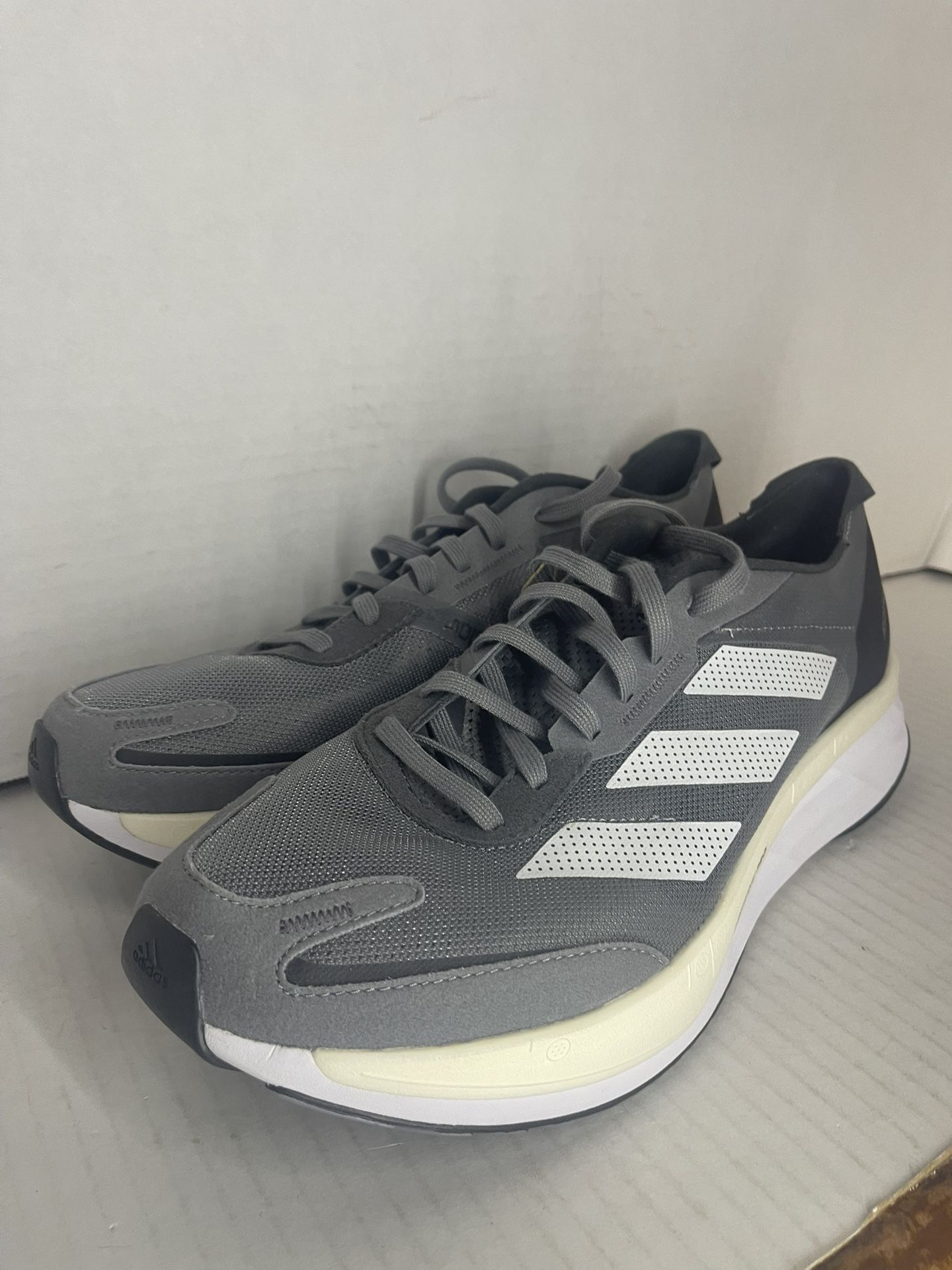 Adidas Adizero Boston 11 Men's Grey Sz 12 Running Shoes
