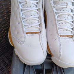 Jordan Retro 13 "WHEAT" size 11.5 Mens 