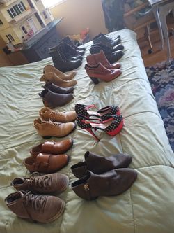 Shoes - Women's