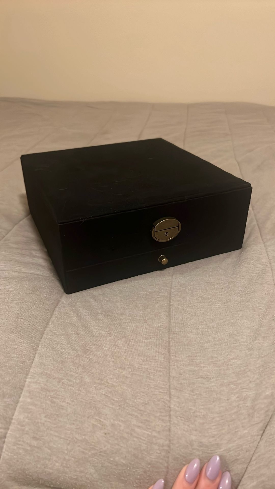 Black Velvet Large Jewelry Box W/ Tassle