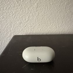 Beats Solo Buds