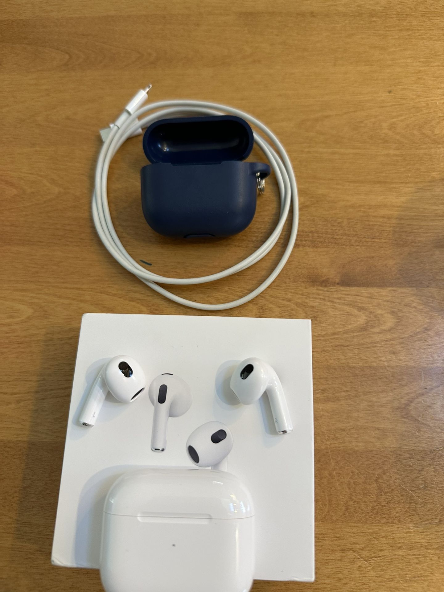 APPLE AirPods 3rd GEN