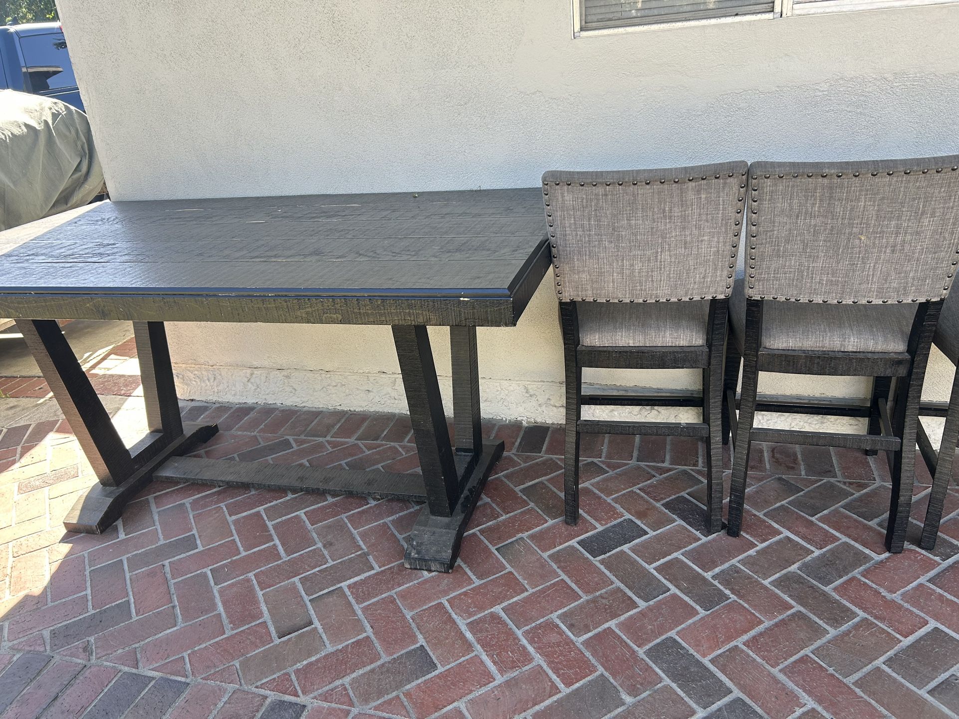 Dining Table Set