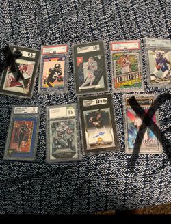 Good Condition Footbal Cards In Encino 