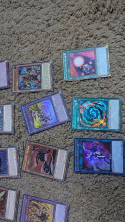 Holo Yu-Gi-Oh cards