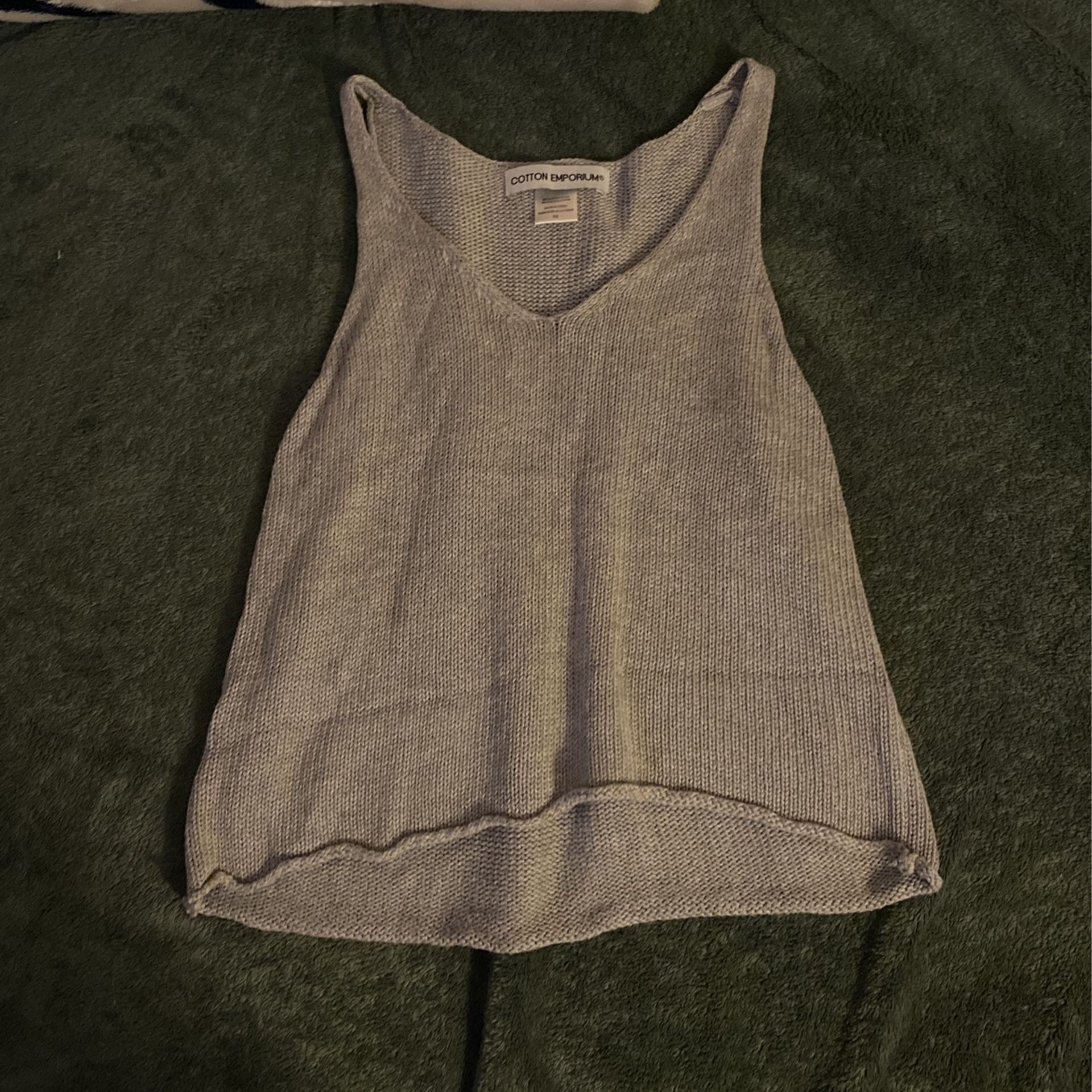 grey knit tank top