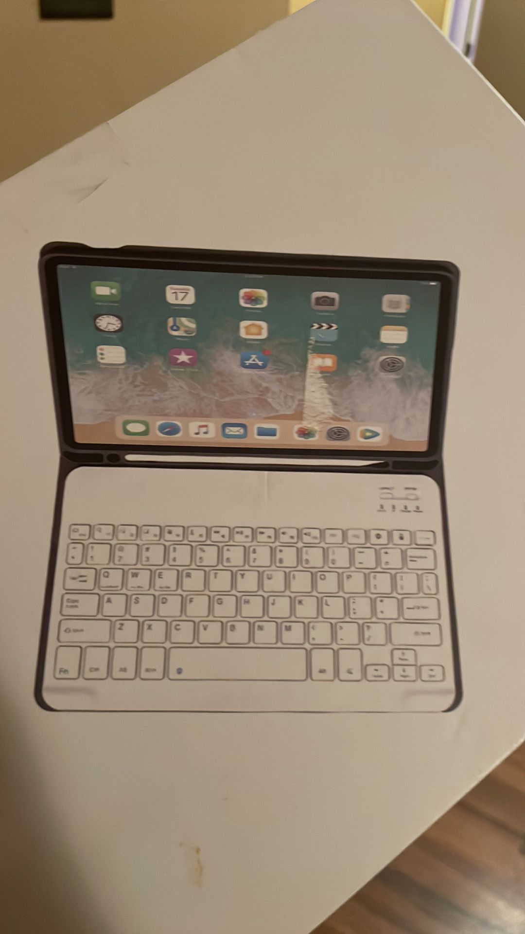 Wireless Keyboard For Tablets And Phone