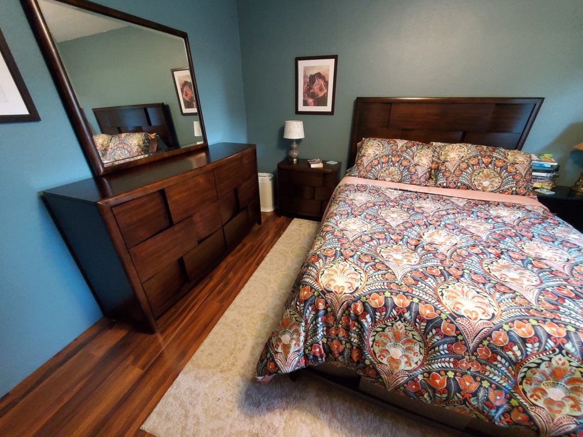 Pending: Magnussen Home Furniture Nova Queen Bedroom Set With Tempur-pediac Mattress