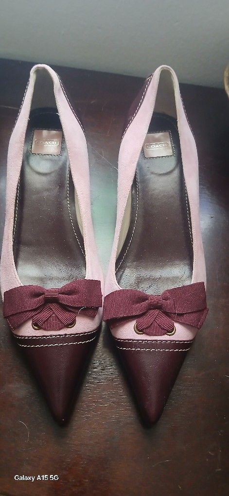 Coach Kitty Heel Size 8.5 Obo