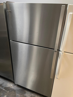 Deal: Whirlpool Stainless Top-Mount w/ Ice Maker — Delivered