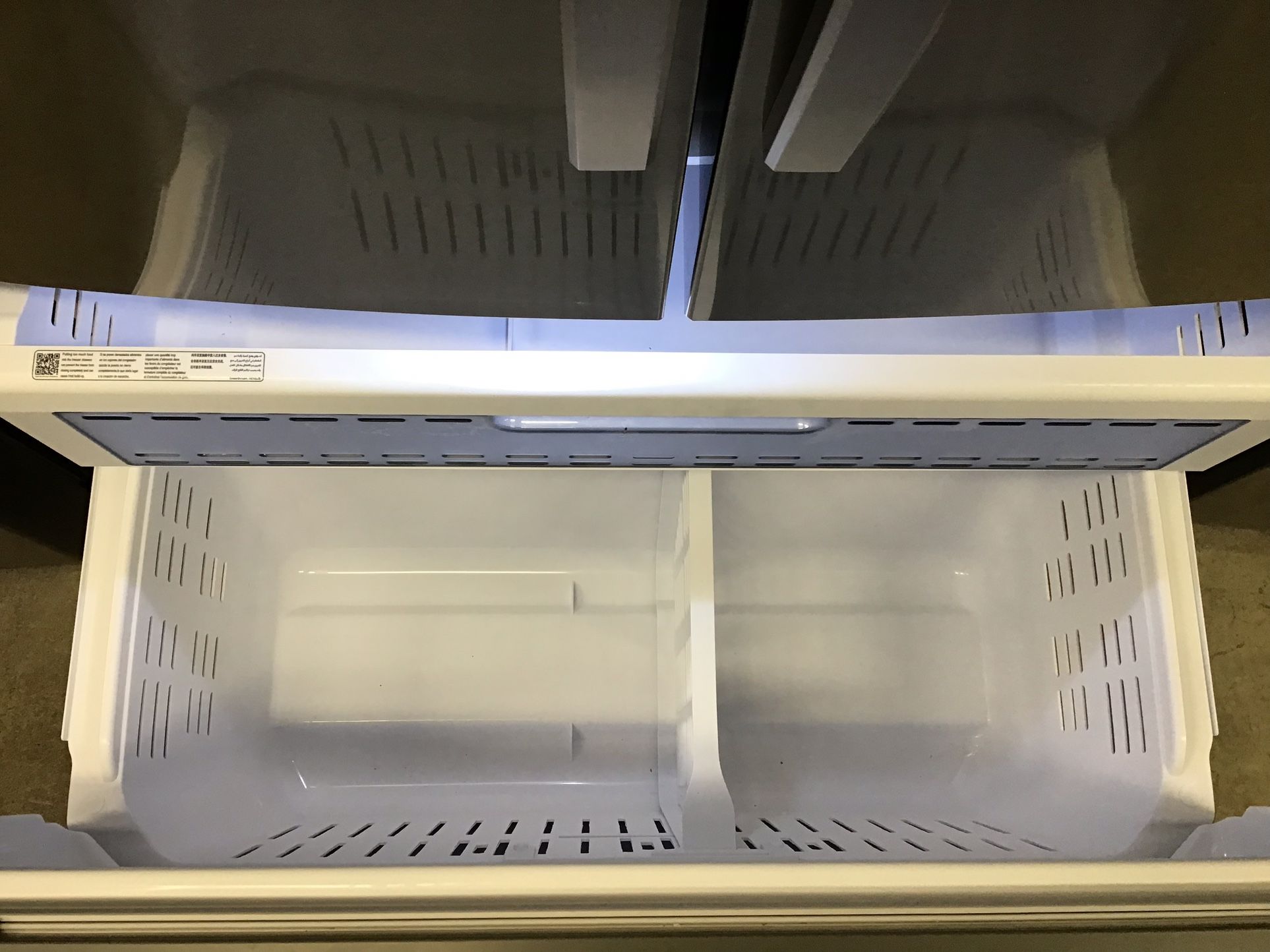 Samsung 22.6CU FT Counter Depth Refrigerator