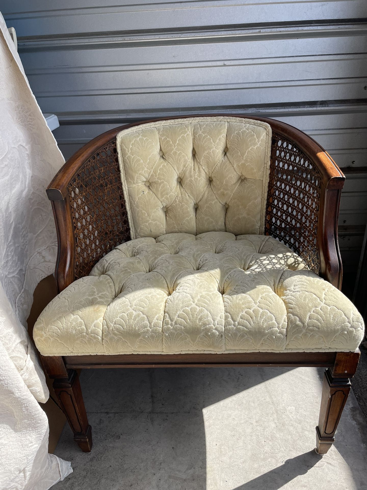 Mid Century Club/Barrell Chair