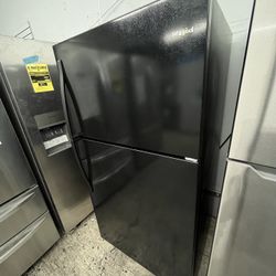Whirlpool Black 33” Top Freezer Refrigerator
