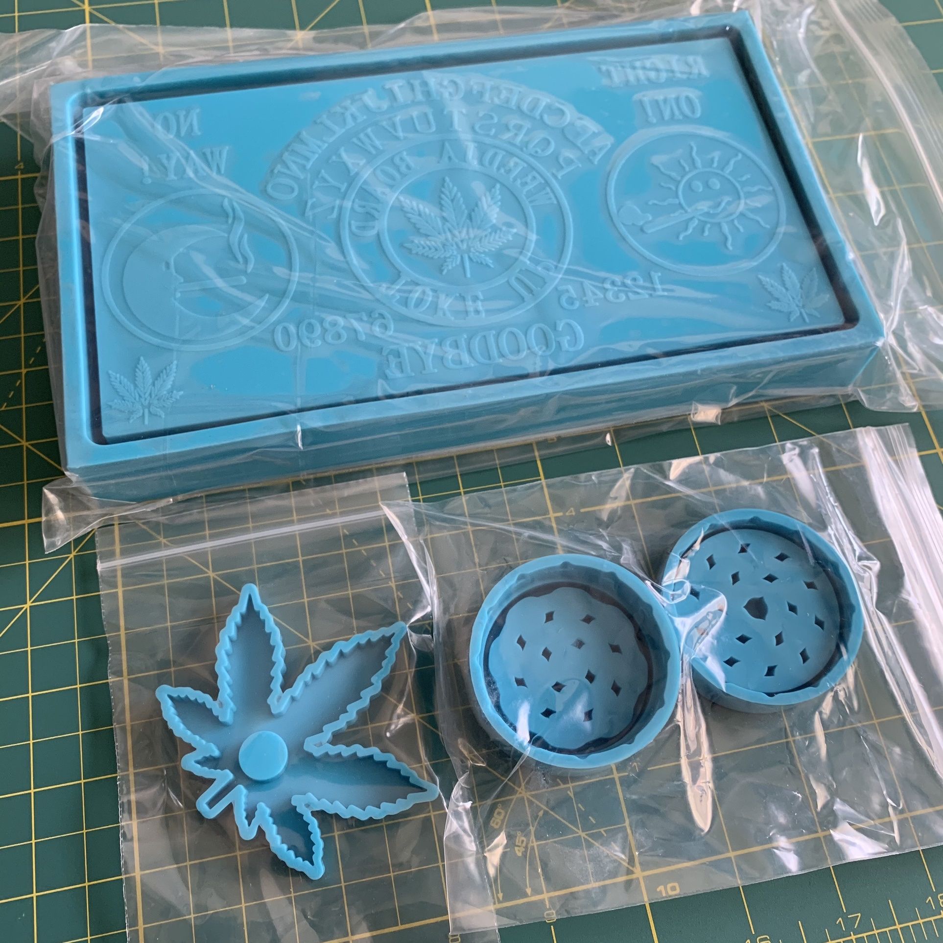 3 Pcs Weedja Board Tray Silicone Molds