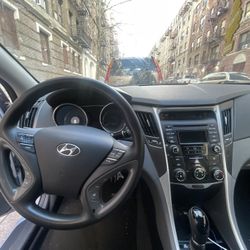 Hyundai Sonata 2014