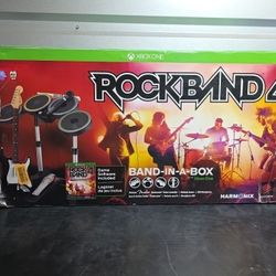 Rock Band 4 Band-in-a-Box Bundle - Xbox One