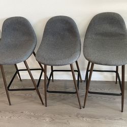 3 Bar Stools