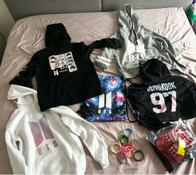 BTS, Korean, K-pop bundles deals! Everything 20$!!! (Hoodies,bracelets,slippers and backpack)