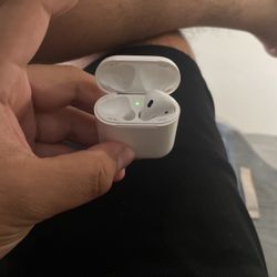 AirPods