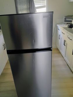 Vissani fridge