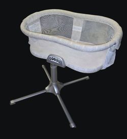 HALO BassiNest Swivel Sleeper, a bedside bassinet designed to rotate 360 degrees