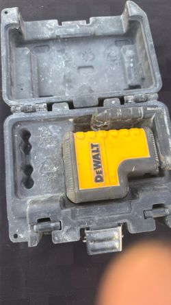 Laiser dewalt