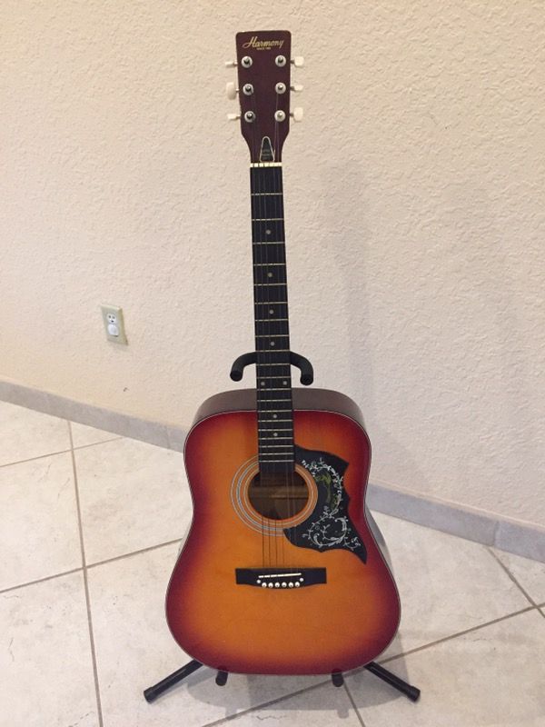 Harmony hummingbird guitar deals