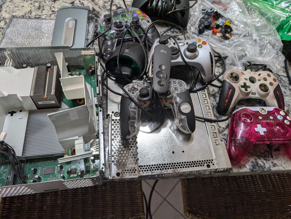 Console and controllers for parts 6 controllers Xbox 360 fat hardcore drive