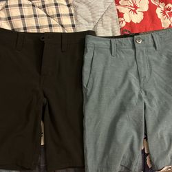 Boys Volcom Shorts (size 25)