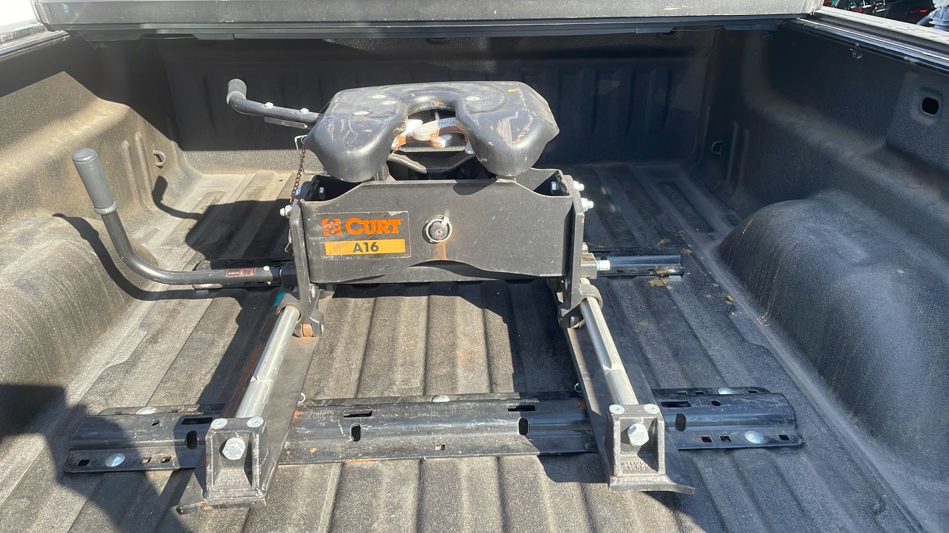 Curt A16 Fifth Wheel Hitch It’s In A 2018 Chevy Silverado