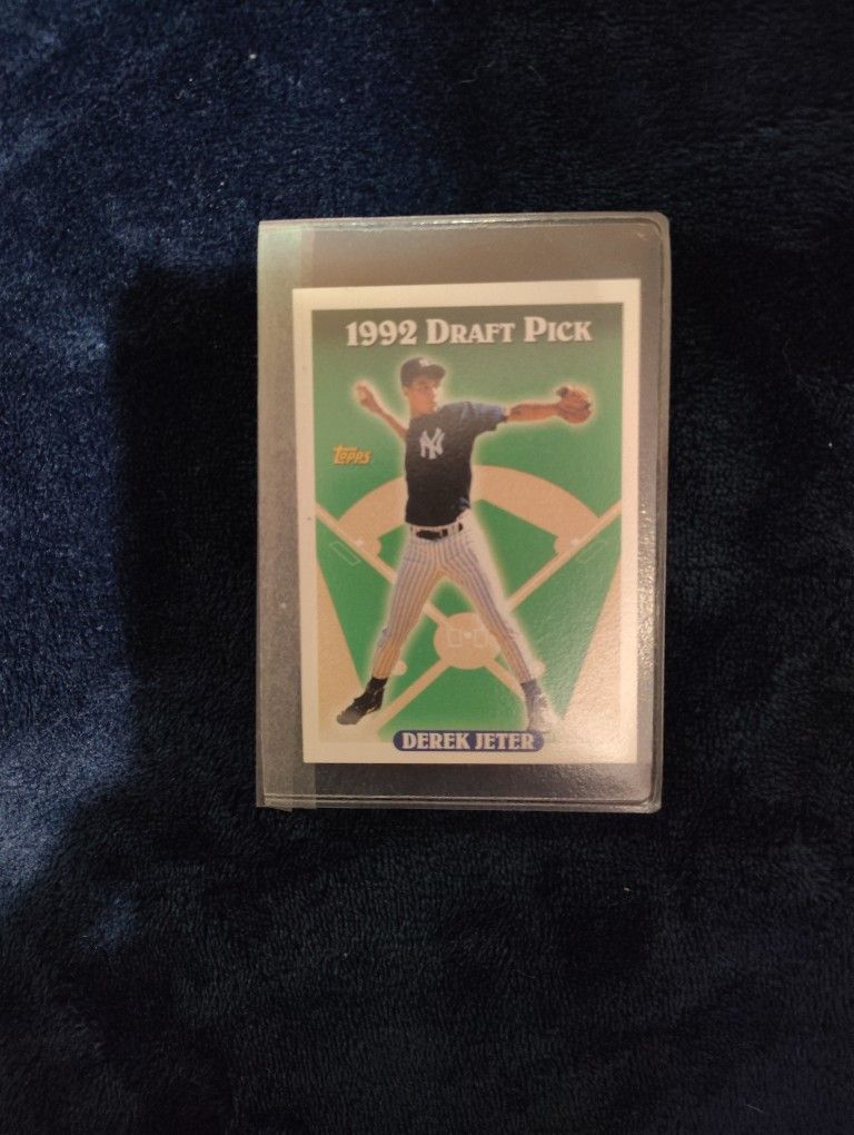Ungraded 1992 Topps Darek Jeter Ney York Yankees Draft Pick 