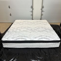 King Bed 14" Wayfair Sleep Medium Hybrid King Mattress