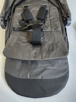 New Original Chicco Bravo 3-in-1 Trio Seat Fabric Only And a Chicco Bravo Stroller Child Tray accessory New with Imperfections on the tray please see 