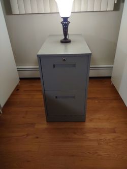 File Cabinet 2 Drawer Fire Proof 28" L X 15" W X 26" H