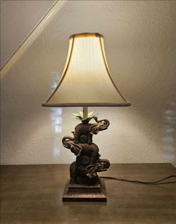 Vintage Resin Stacked Elephant Table Lamp