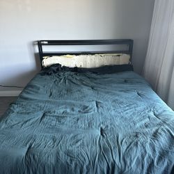 Bed Frame And Mattress 