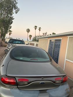 1999 Ford Taurus