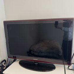 Price Down Samsung 40” LCD TV 1080p – Works Great