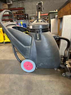Wet and dry vacuum cleaner