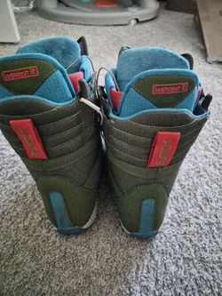 Burton emerald snowboarding boots