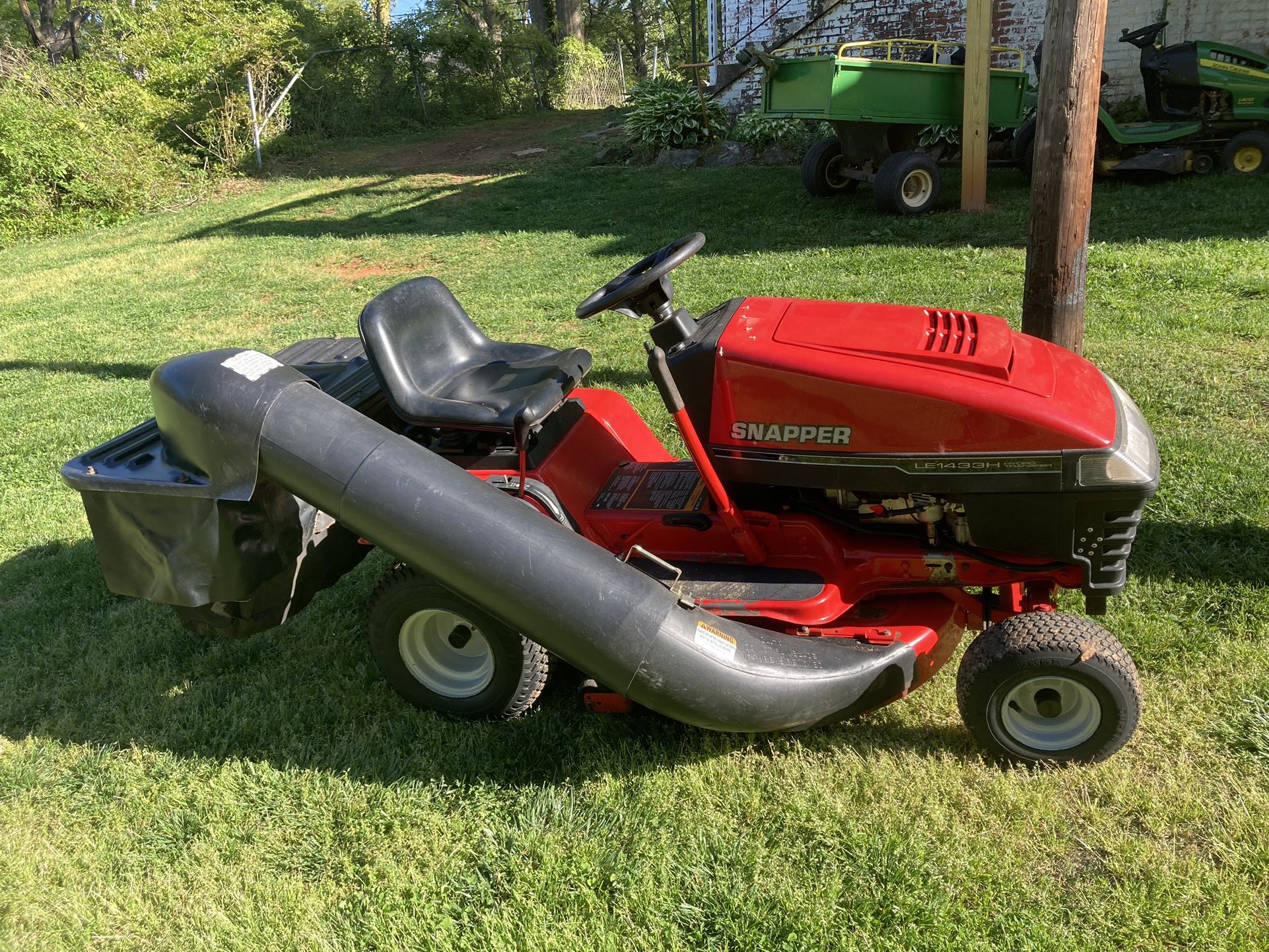 Snapper Ridding Mower 