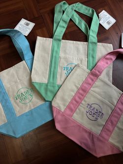 Trader Joe’s mini totes pastel