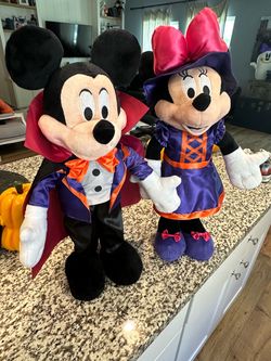 Disney Halloween Mickey & Minnie Plush Door Greeters