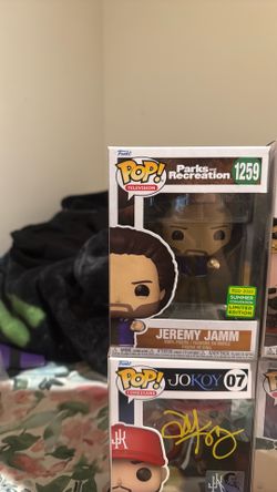 Set of 6 Funko Pops