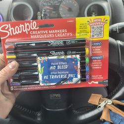 4 Packs Of Paint Pen Markers Brand New